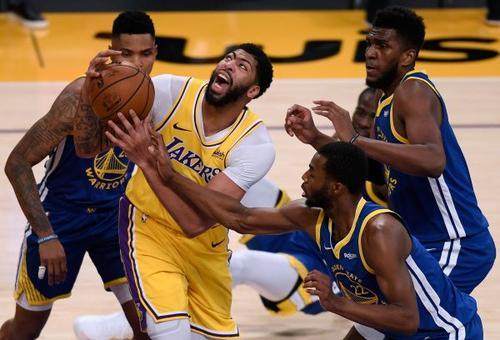 开云-爱游戏-戴维斯：被逆转的滋味太过难受 对阵雄鹿全力争胜