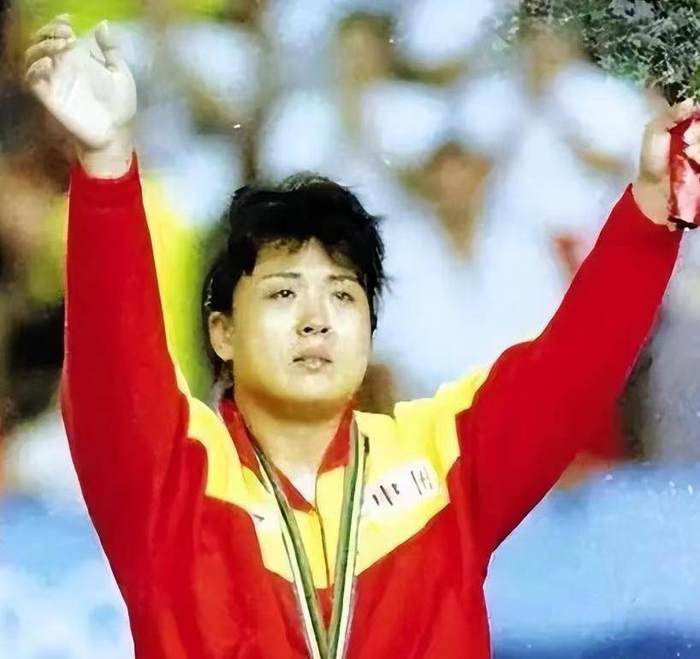 Kaiyun Sports-开云体育-炸裂！奥运冠军发文痛斥76岁恩师：没底线，逼我吃药！|庄晓岩|柔道|刘永福|辽宁|巴塞罗那奥运会_新浪体育_新浪新闻